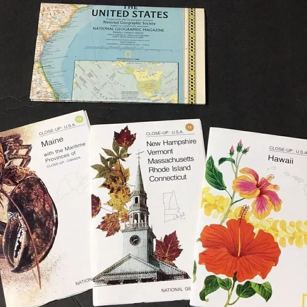 Maps vintage 1978 National Geographic close up maps and book set